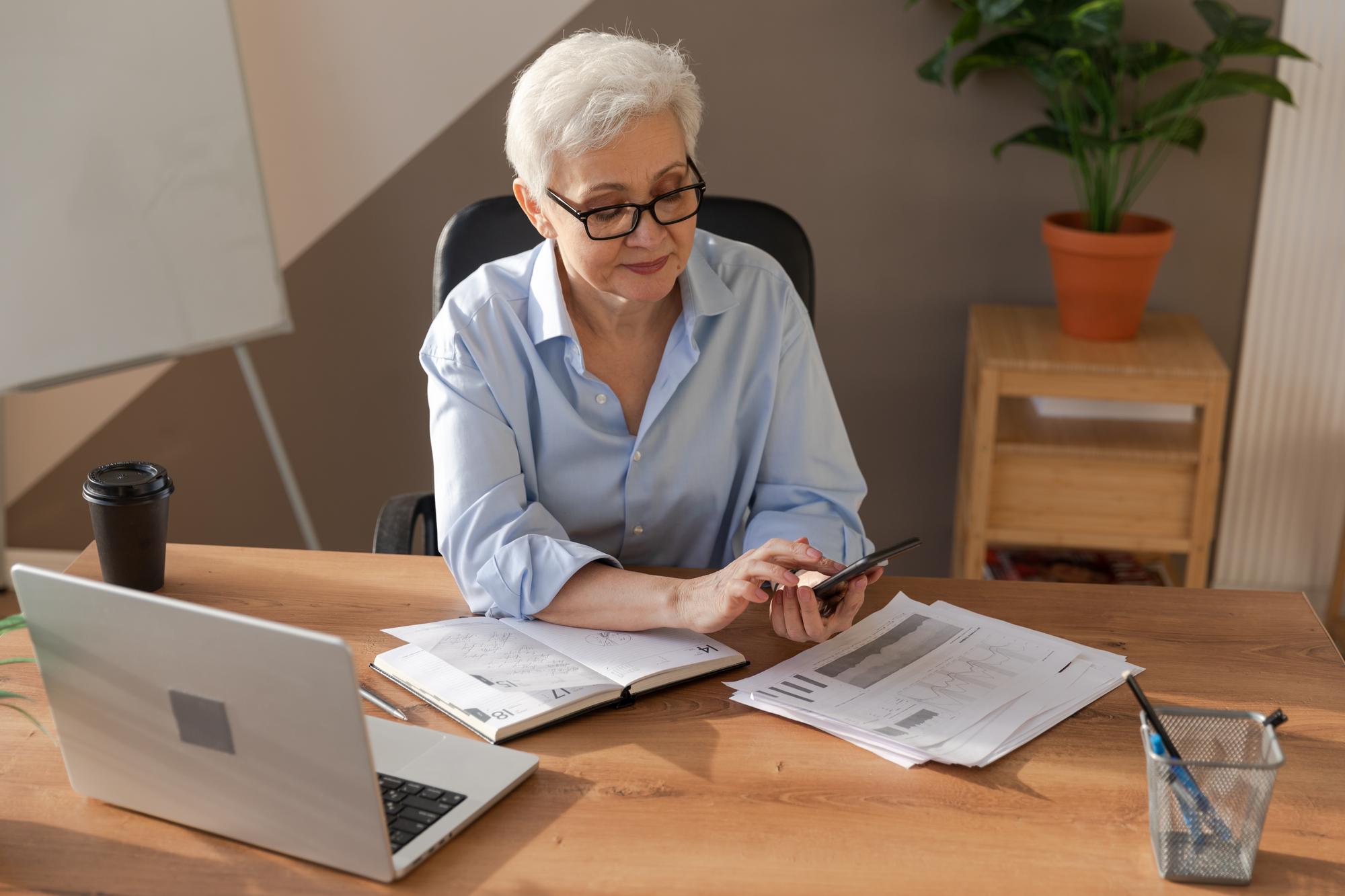 Classeur de supports pédagogiques et fiches remises en session de formation